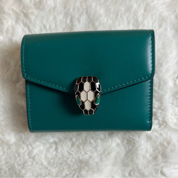 BVLGARI SERPENTI FOREVER TRIFOLD WALLET - Picture 8 of 9
